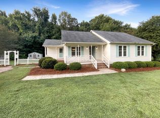 104 Meadow Ln, Zebulon, NC 27597