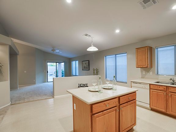 5th image of 3703 W Santa Cruz Ave