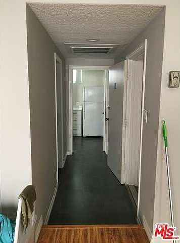 1st image of 522 S Alexandria Ave #1