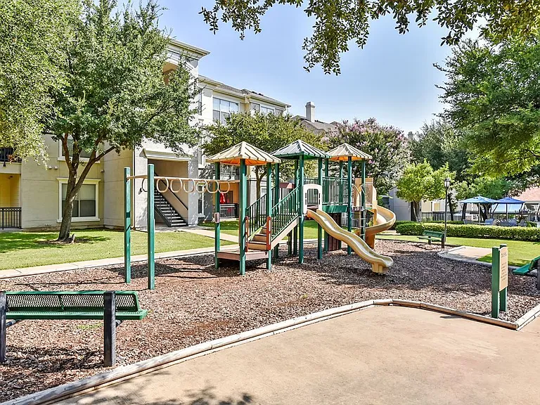 Abbey at Vista Ridge — Photo 30