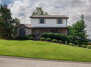 4054 Cape Cod Dr, Murrysville, PA 15668