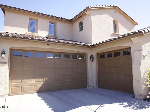 2nd image of 157 W Lynx Way