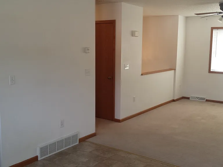 11330 Emmons St #11330 — Photo 5