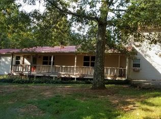 917 Sardis Rd, Canton, GA 30114