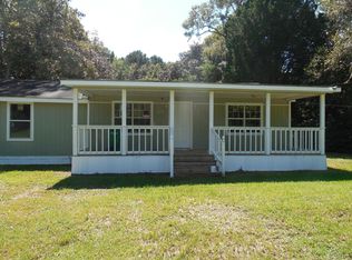 5200 Bay Ave, Moss Point, MS 39563