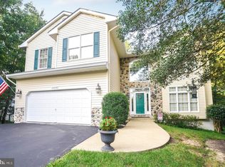 23050 Twinberry Ln, California, MD 20619