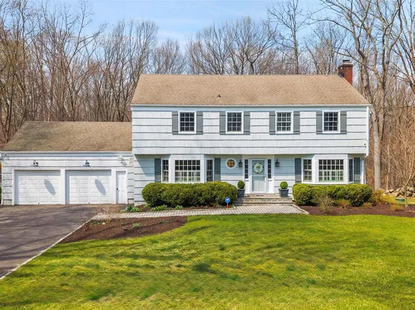 19 Deer Run Road, South Salem, NY 10590