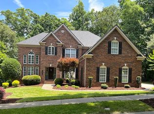 15836 Glen Miro Dr, Huntersville, NC 28078