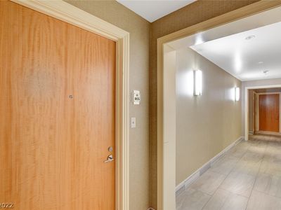 322 Karen Ave UNIT 805, Las Vegas, NV, 89109