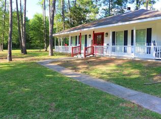 868 Walker Loop, Huntsville, TX 77340