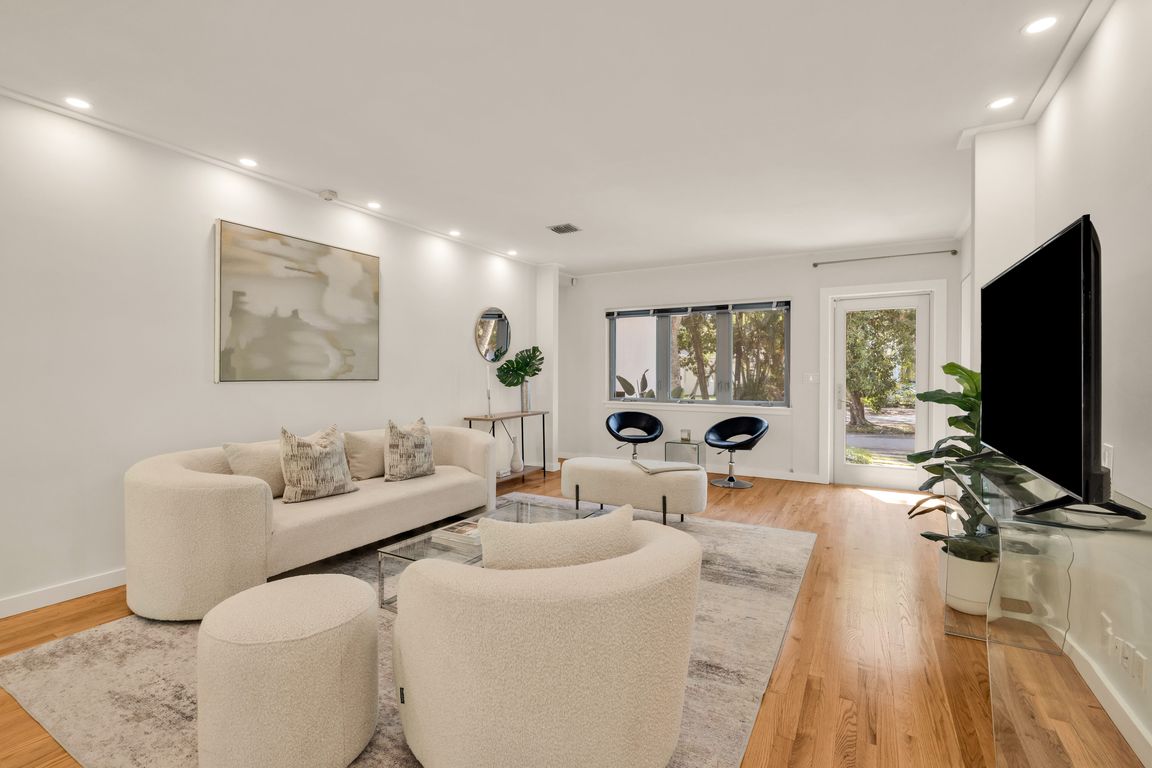 next background image