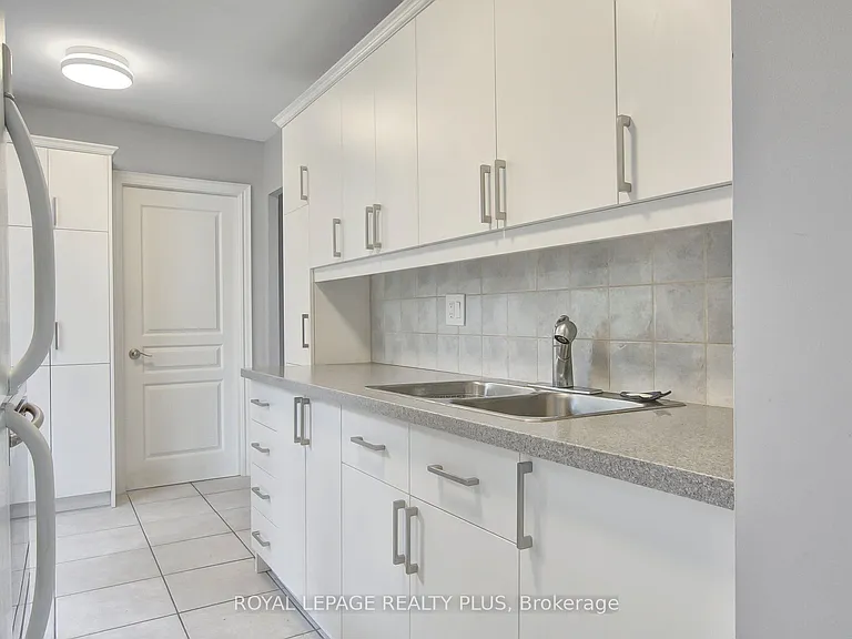 420 Mill Rd #309 — Photo 20