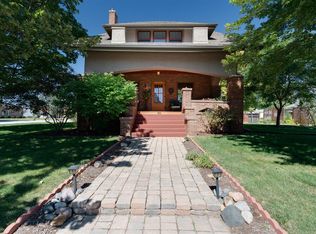 302 E Cole St, Heyworth, IL 61745