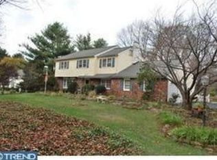 23 Sandy Knoll Dr, Doylestown, PA 18901