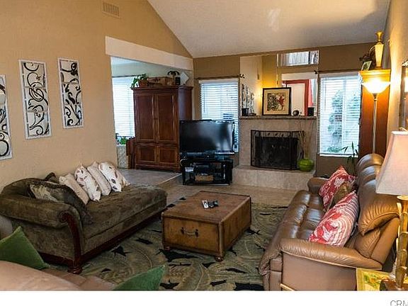 2nd image of 998 Trabuco Cir