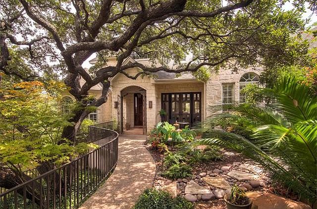 Inviting front entrance