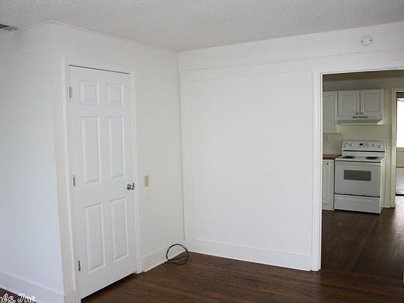 5th image of 1301 E Race Ave