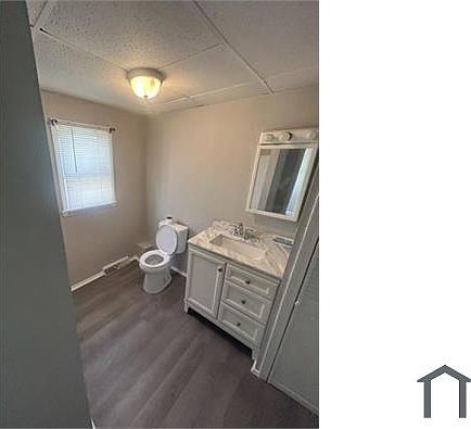 4th image of 1341 Green St