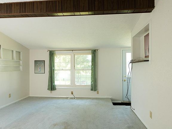 2nd image of 31608 Orchard Ave