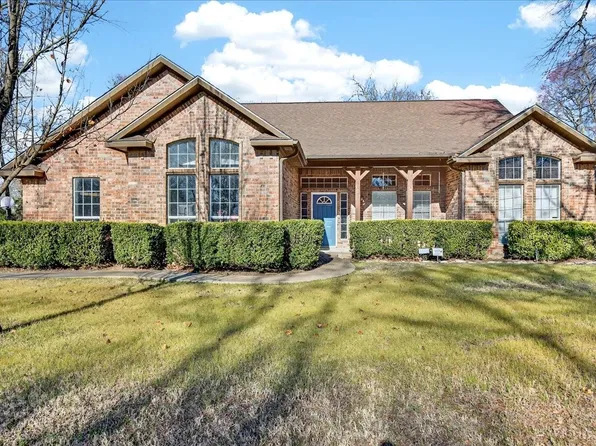 101 Idlewood Rd, Enchanted Oaks, TX 75156