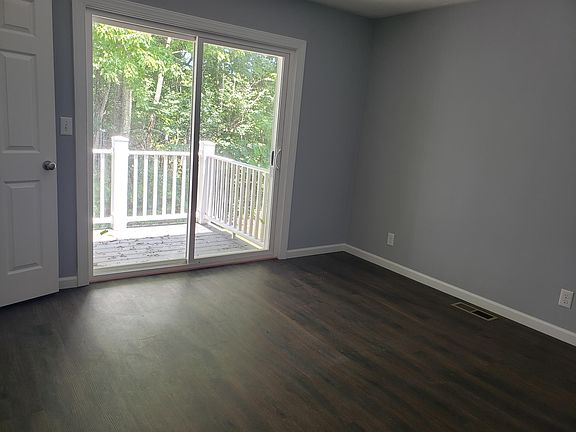 3rd image of 784 Vista St #0