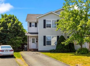 28 Laumann Place, Mount Pearl, NL A1N5B2