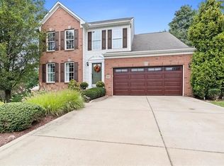 224 Blossom Ct, New Kensington, PA 15068