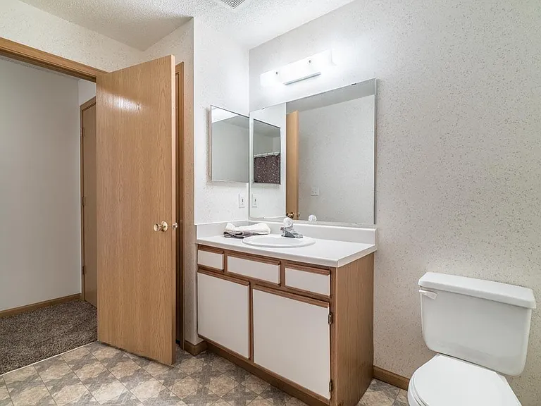 Northbrook Apartments — Photo 188