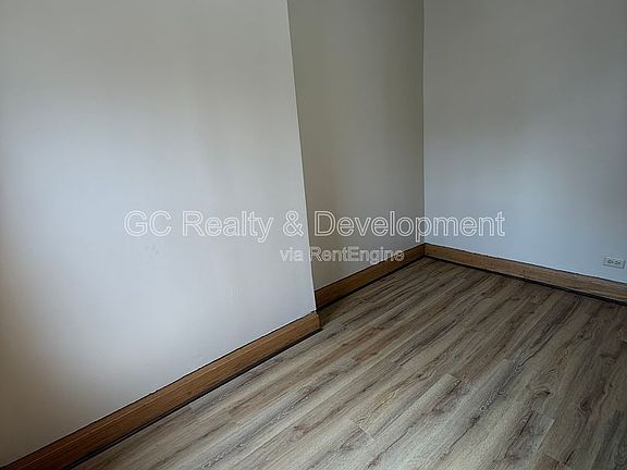 4th image of 2550 W Washington Blvd #2548-1E
