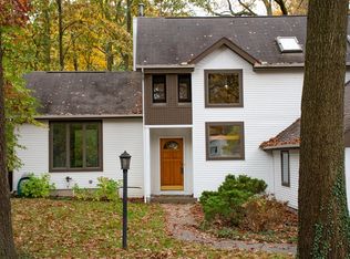 51910 Old Valley Loop, Granger, IN 46530