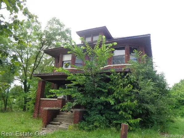 9005 N Martindale St, Detroit, MI 48204