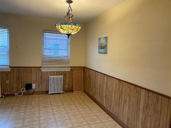 2nd image of 247-59 77th Cres Floor 1
