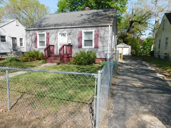 2626 Brownell Blvd, Flint, MI 48504