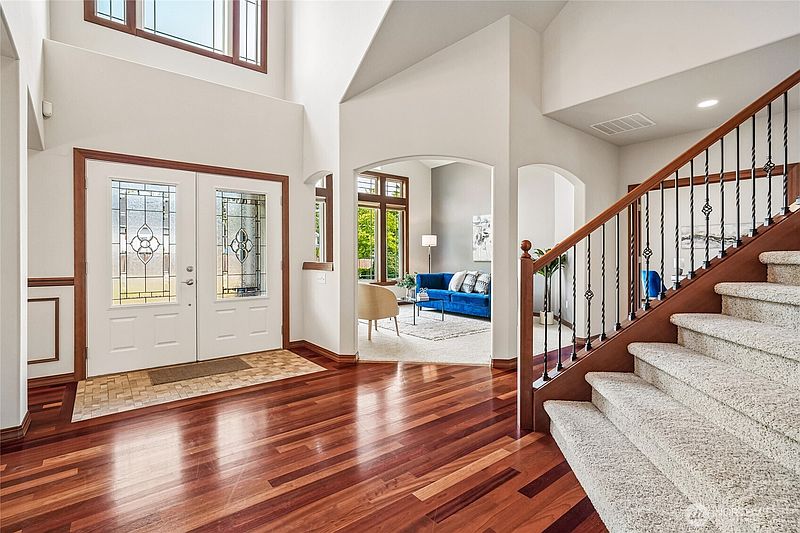 2nd image of 1408 180th Avenue E