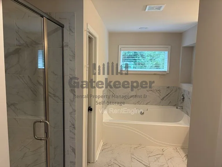 205 Valley View Dr — Photo 14