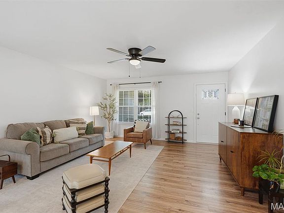 3rd image of 6025 Westminster Ct