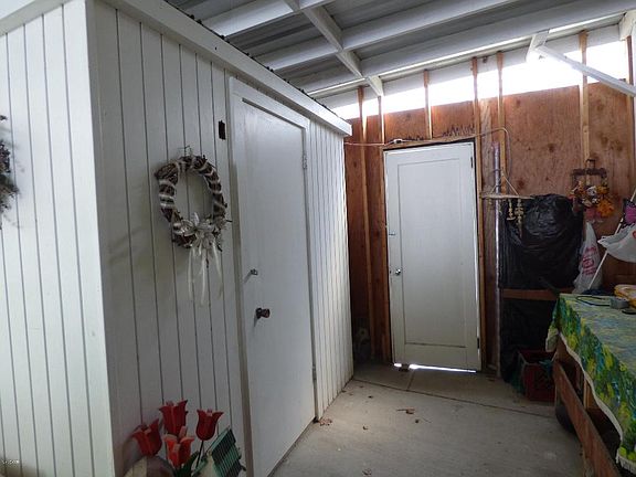 3rd image of 203 Harbison Dr