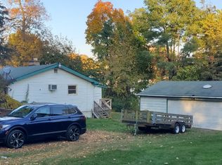 91 Lippincott Rd, Fox Lake, IL 60020