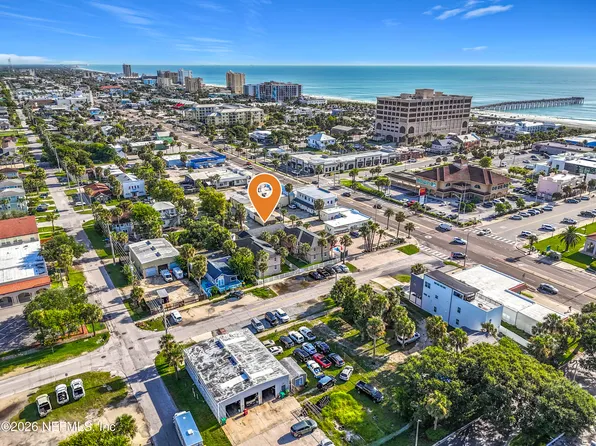 319 1ST Avenue #2-D, Jacksonville Beach, FL 32250