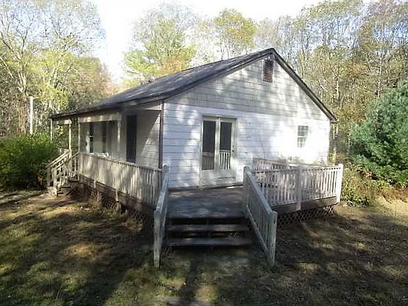 2nd image of 299 Perry Hill Rd