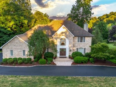 31 Barbara Dr, Randolph, NJ, 07869