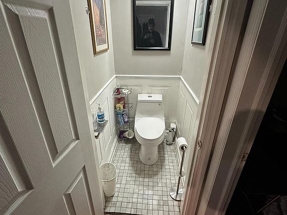 5th image of 2844 E Federal St