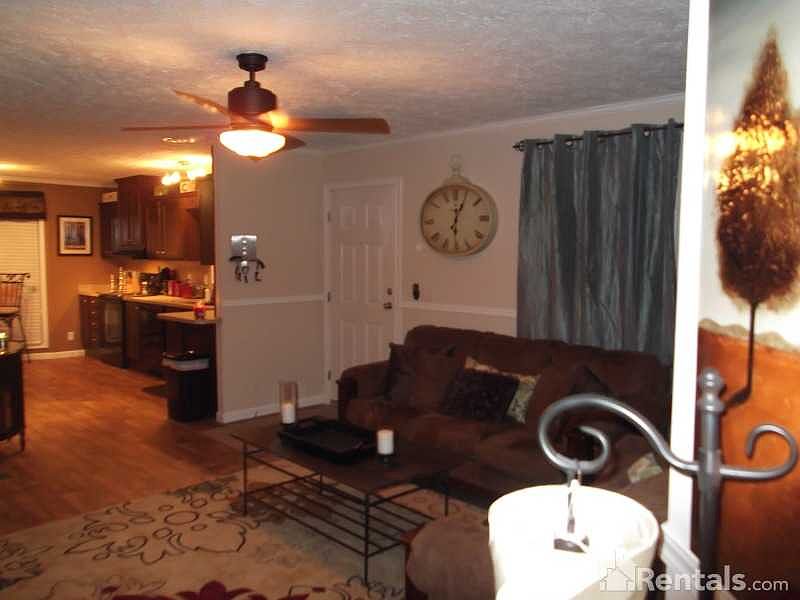 2nd image of 462 Birchwood Dr