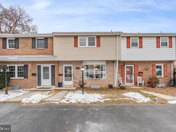 925 E Oak St, Palmyra, PA 17078