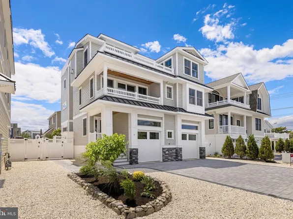 6 E Marine Ln, Brant Beach, NJ 08008