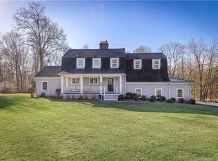 49 Shadow Ln, Ridgefield, CT 06877