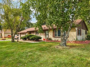 N48W22328 Weyer Rd, Pewaukee, WI 53072