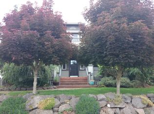 8322 25th Ave NW, Seattle, WA 98117