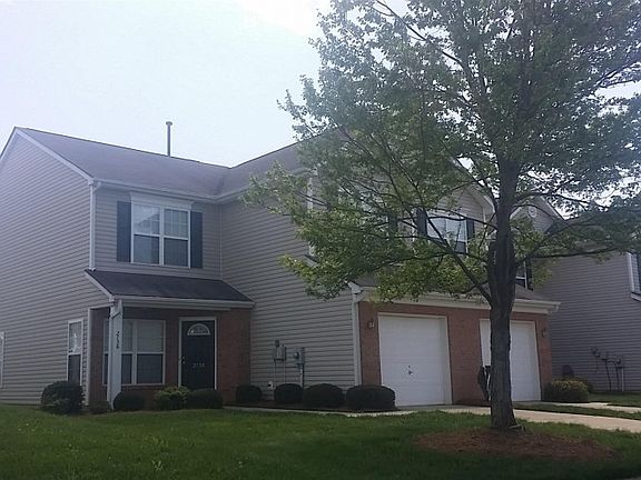 3rd image of 2711 Mill Valley Ct