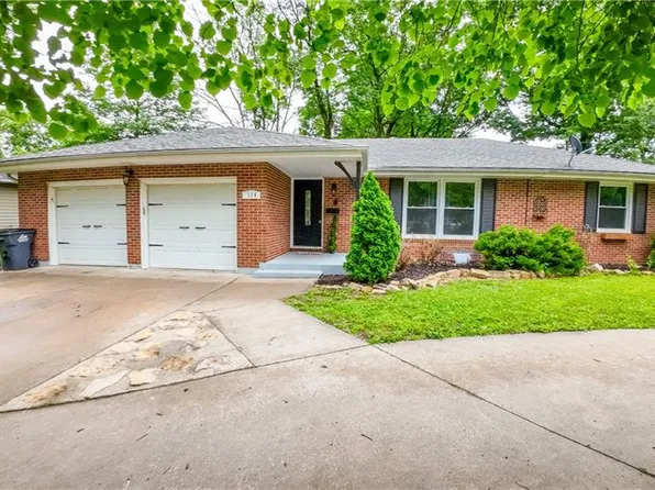 114 NW 3rd St, Blue Springs, MO 64014